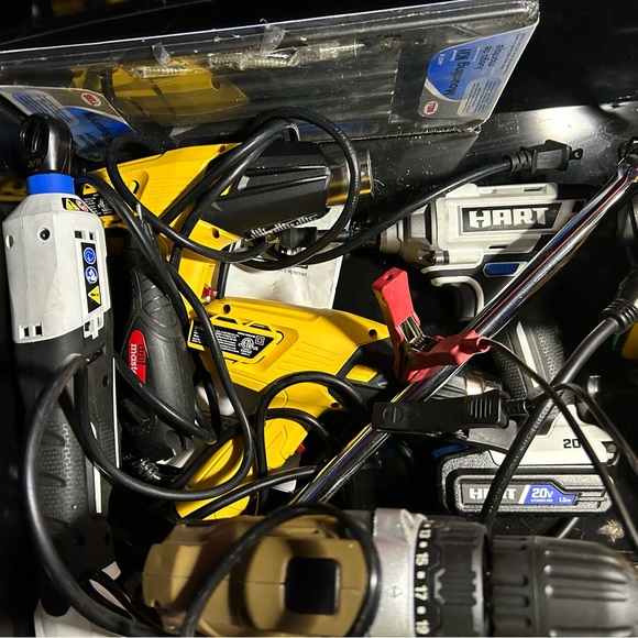 Craftsman toolbox with everything in it - Picture 14 of 16